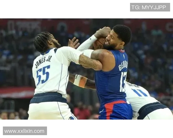 NBA季后赛热火与骑士激战正酣精彩对决引发球迷热议