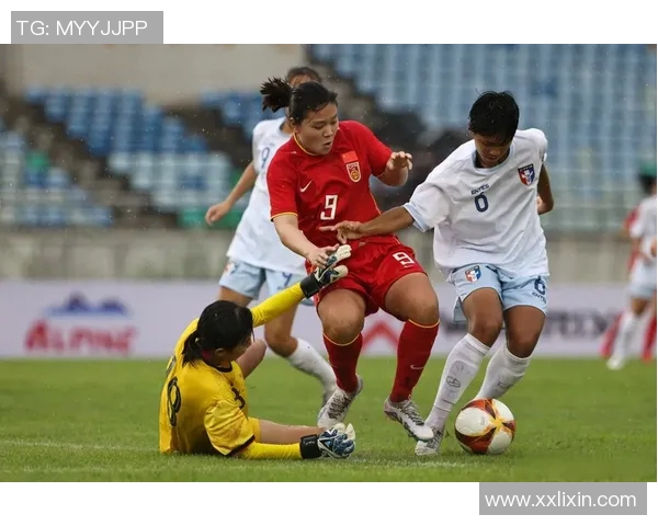 南非女足与智利女足激战正酣谁能在国际赛场上脱颖而出